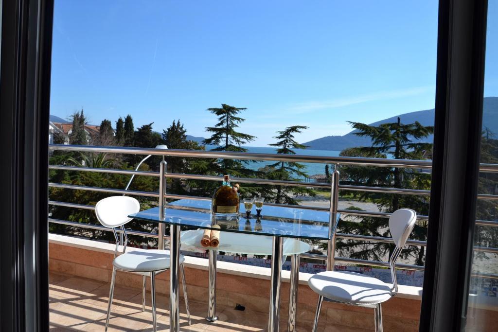 Montesun Residence Herceg Novi Bilik gambar